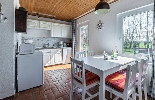 Kaiserin-Auguste-Viktoria-Koog Apartment | Comfortable Apartment “Deichgraf 2” close to the Sea with Wi-Fi
