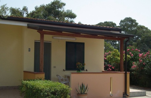 Villaggio Carrao Apartment | Comfortable apartment 100 meters from the sea with private beach