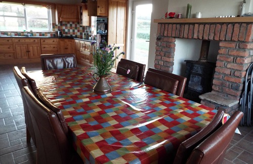 Aughris Cottage | COMFORTABLE COSY 3 BEDROOMED COTTAGE IN COUNTY SLIGO