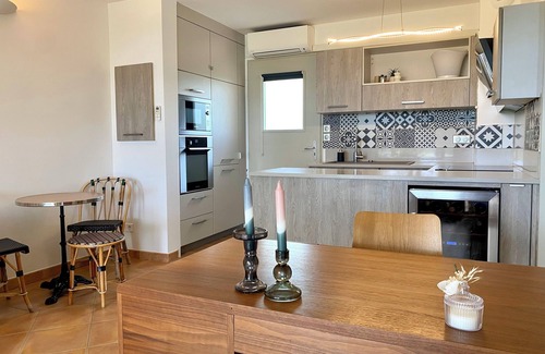 Saumane-de-Vaucluse Apartment | Comfortable gîte with exceptional view/Golf * de Saumane