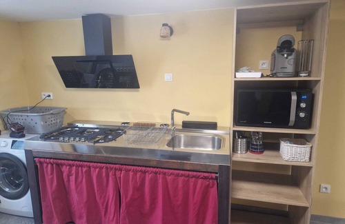 Saint-Aignan House | Comfortable gîte with spa and billiards near Beauval zoo