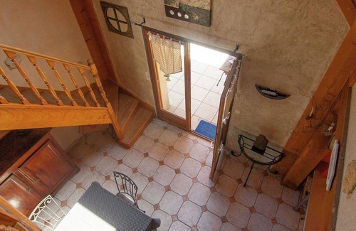 Manzac-sur-Vern House | Comfortable holiday home with private swimming pool, plenty of space and privacy