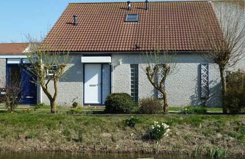 Julianadorp aan zee House | Comfortable home near beach, between golf course and tulip fields
