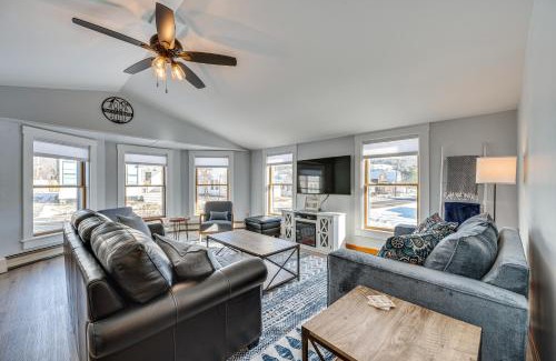 Lincoln House | Comfortable Lincoln Home Walk to Main Street!