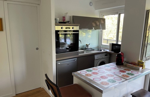 Mazargues Apartment | Comfortable new apartment in a peaceful location