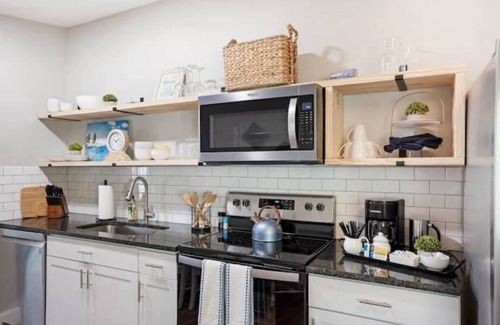 South Sarasota House | Comfortable , newly remodeled, close to Siesta Key