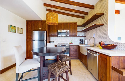 Las Catalinas Condo | Comfortable Ocean View condo Steps to the Beach - At Las Catalinas