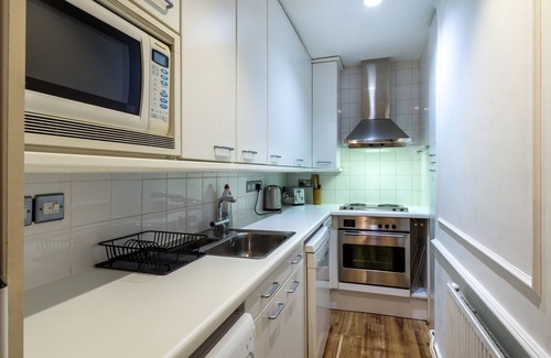 London City Centre Apartment | Comfortable One Bed in Central London