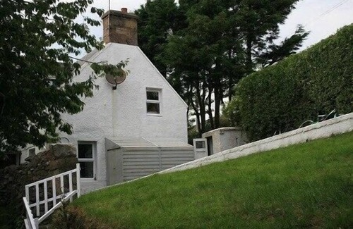 Inverkirkaig Cottage | Comfortable Self-Catering Cottage In Scotland's North-West Highlands