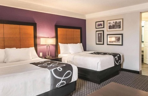 Airport North Hotel | Comfortable Stay Perfect for Early Flights Near Orlando Airport | 2 Rooms