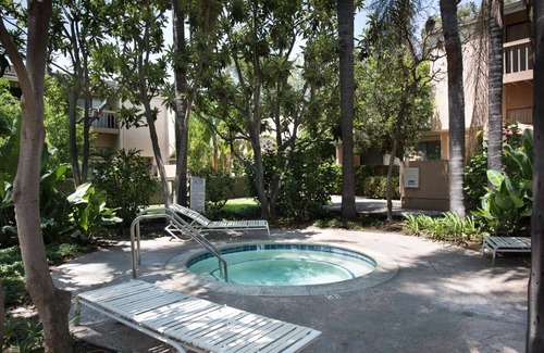 Fullerton House | Comfortable Stay