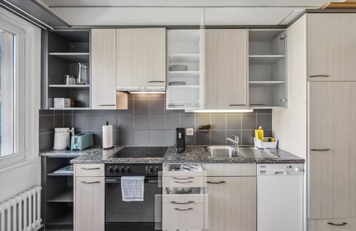 Seebach Apartment | Comfortable Stay with Keybox Access
