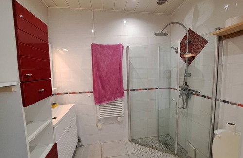 Lit-et-Mixe Apartment | Comfortable studio close to the shops and oceans