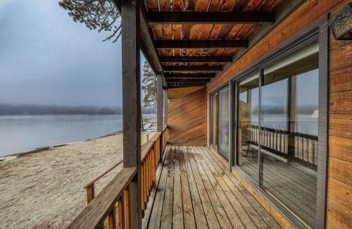 Truckee House | Comfortable Townhouse w/Lake View #154 at Donner Lake Village