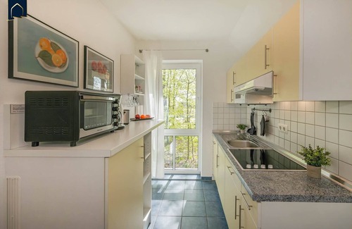 Koserow Apartment | Comfortable vacation apartment with covered balcony and sea view in Koserow