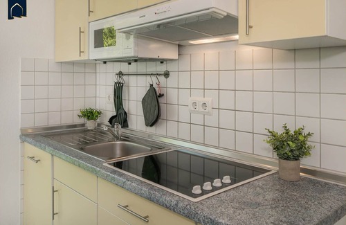 Koserow Apartment | Comfortable vacation apartment with covered balcony and sea view in Koserow