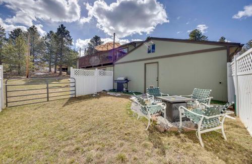 Woodland Park House | Comforting Woodland Park Home with Fire Pit!