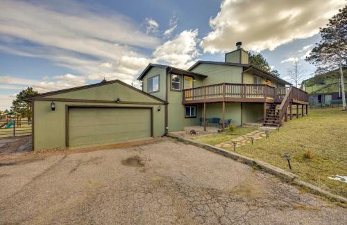 Woodland Park House | Comforting Woodland Park Home with Fire Pit!