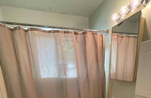 Lakewood Apartment | Comfy 2 Bedroom Apartment #2