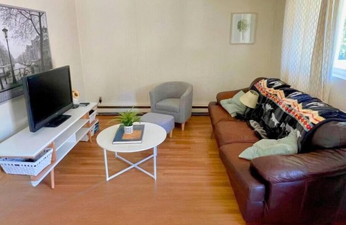 Lakewood Apartment | Comfy 2 Bedroom Apartment #4