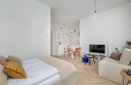 Katowice Apartment | Comfy Apartment Opolska by Renters