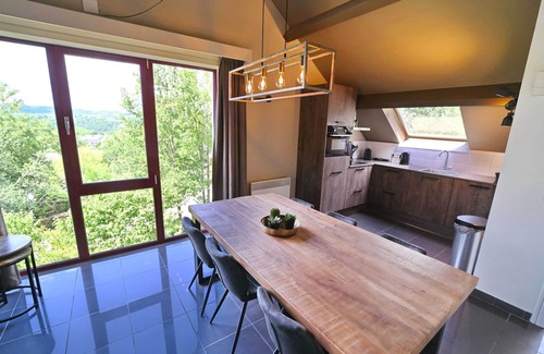 Bohon Apartment | Comfy Apartment with Dishwasher near Durbuy
