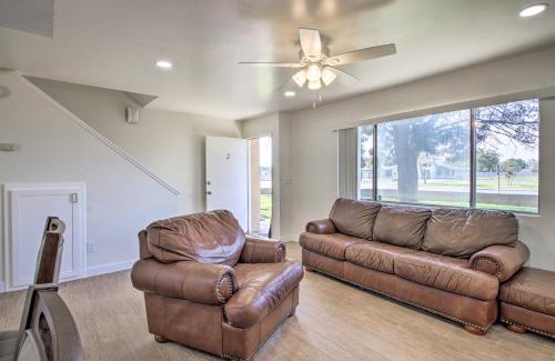 Country Rose House | Comfy Bakersfield Townhome - Fire Pit and Patio