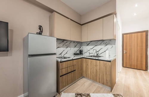 Rade Apartment | Comfy City Center Studio Apartment - City View