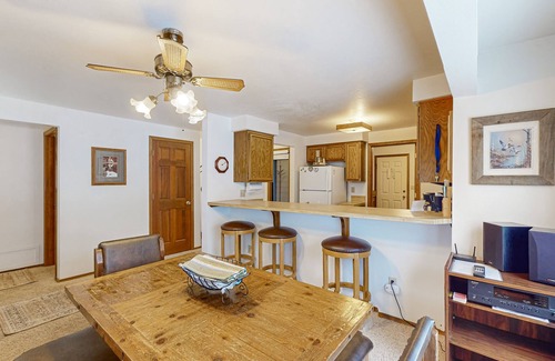 McCall Condo | Comfy condo by the lake with a shared pool - near skiing and downtown McCall