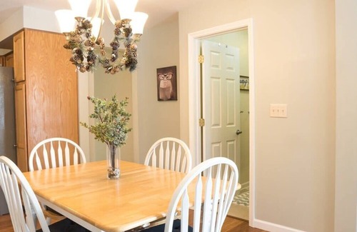 Berrien Springs House | Comfy Escape with Lake Chapin views!