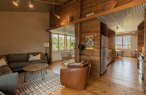 Stillwater Condo | Commander-South Bin. DT Stillwater. River Views!