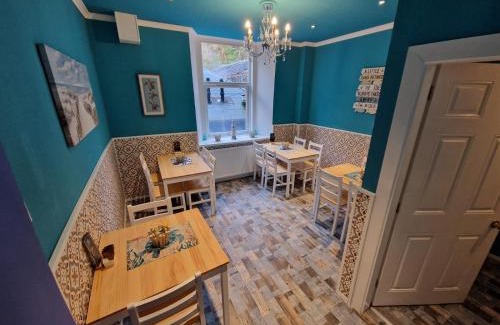 Rothesay House | Commodore Guesthouse, Seaside Holiday Suites