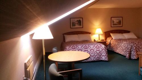 Stowe Area Hotel | Commodores Inn