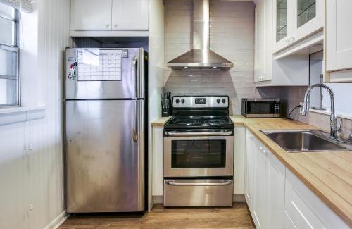 Lauderhill Apartment | Community Pool Lauderhill Vacation Rental