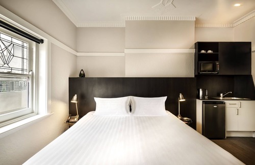 St Kilda Hotel | Como Court