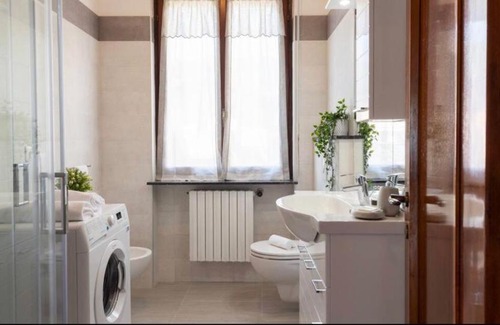 Albate Apartment | Como Diamond Apartment