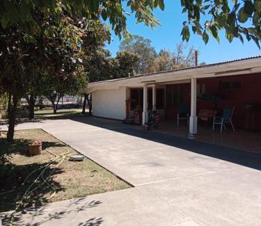 Linares House | Comodo Hostal para personas de trabajo