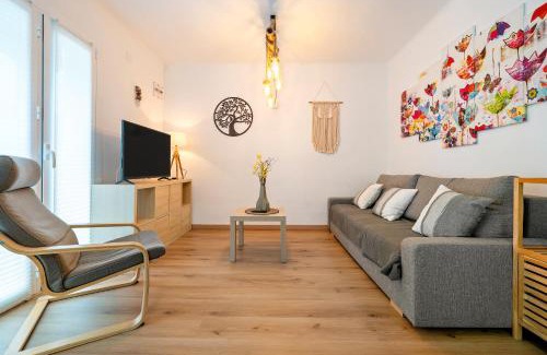 Vilafortuny House | Complejo Colibri 13