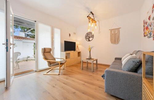 Vilafortuny House | Complejo Colibri 13