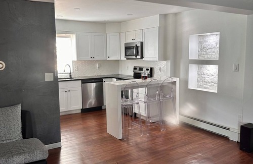 Allentown House | Complete furnished house with 4 rooms