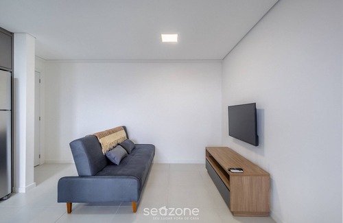 Praia da Armacao do Itapocoroi Apartment | Complete Stay With Pool and gym 400m From Armacao Beach - SKL