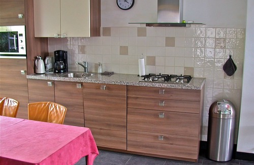 Nieuwolda-Oost Apartment | Completely renovated former coach house of villa “Hoeve Ceres” from 1898