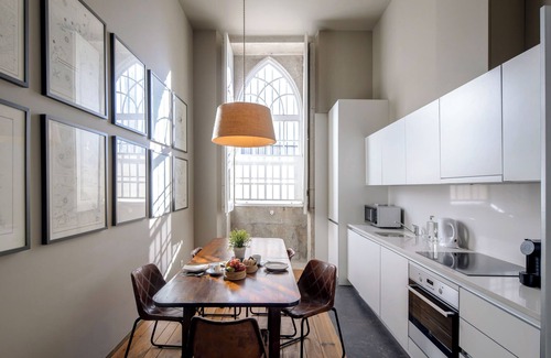Centro / Baixa Apartment | Condes de Azevedo Palace