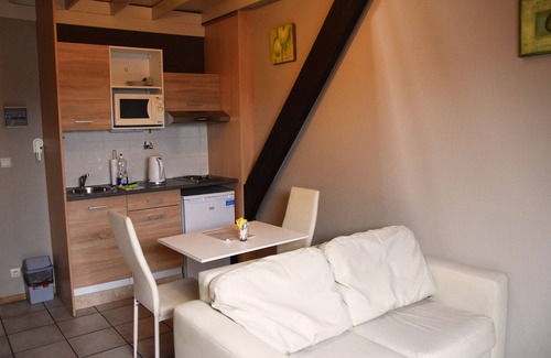 Amandus - Atheneum Condo | Condo Gardens Antwerpen