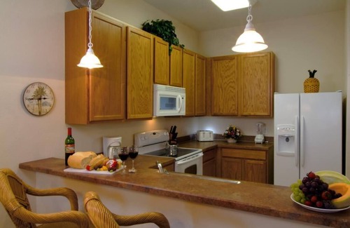 Bahama Bay Hotel | Condo hotel Villa near Disneyworld fit up to 10 people 3 bedroom 2 baths