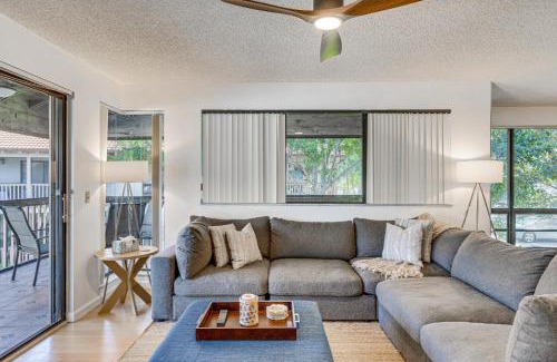 Hunt Club Apartment | Condo in PGA National Resort with Pool and Spa!