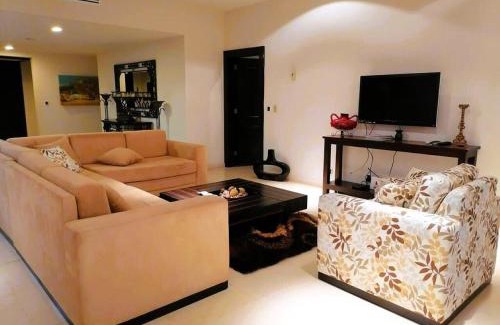 La Paz Apartment | Condo VistaMar in Puerta Cortes, Luxury 2BR 2Bath Condo Private beach & pool!