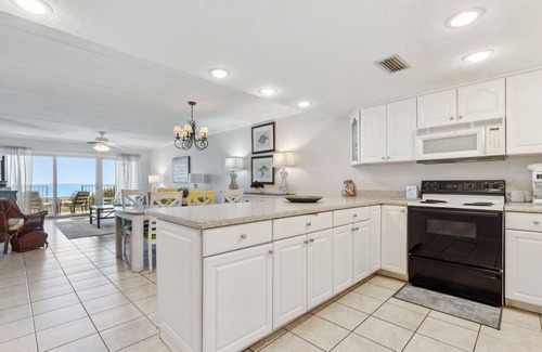 Fernandina Beach Condo | Condo with Atlantic View from Private Patio, Short Walk to the Beach by RedAwning