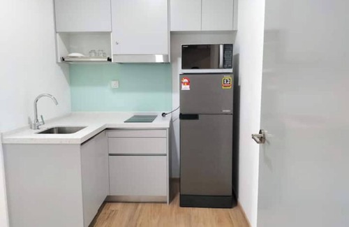Brickfields House | Condo with sky pool and fitness room @ KL Sentral