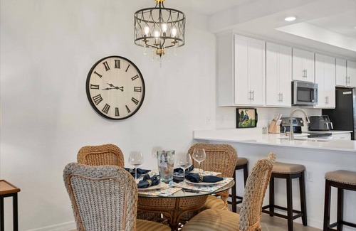 Punta Gorda Condo | 🥇 Condo with Social Clubhouse Membership (CH1080)